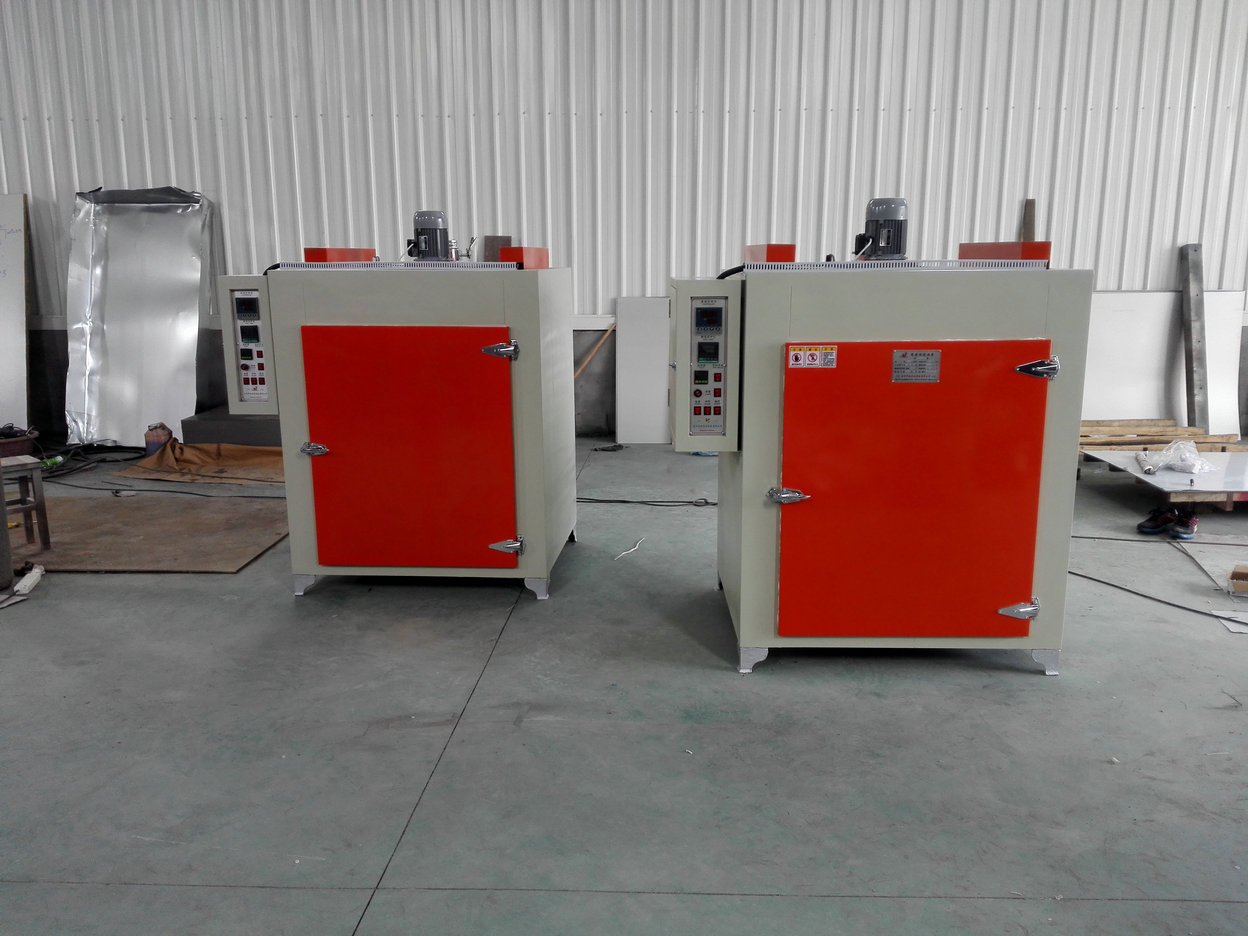 熱風(fēng)循環(huán)烘箱在制藥工藝中有什么應(yīng)用?